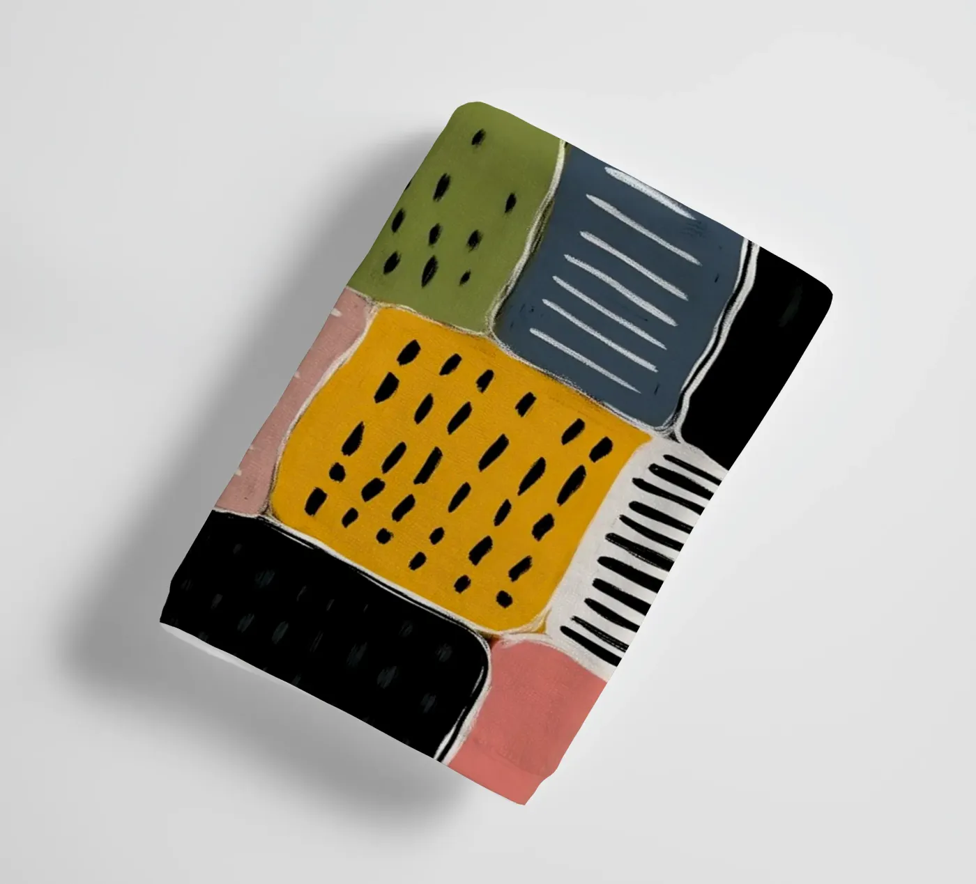 Playful Patchwork Handtuch von Sienna Atelier