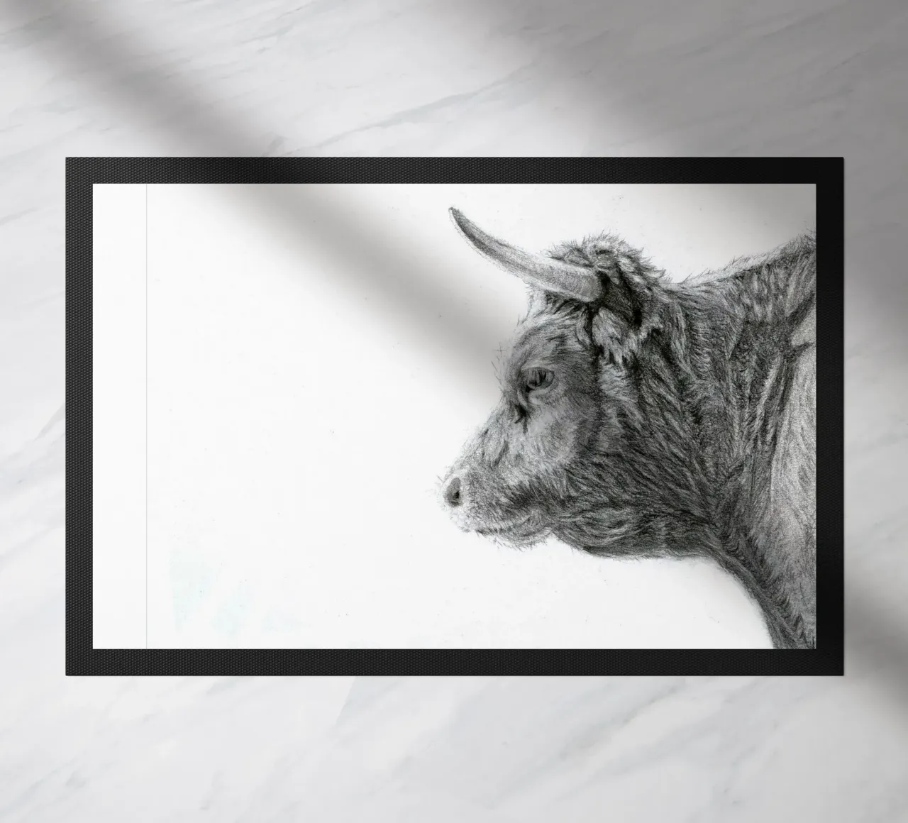 Fissando la nebbia - Ritratto di mucca a matita zerbino da Patruschka’s Paintings