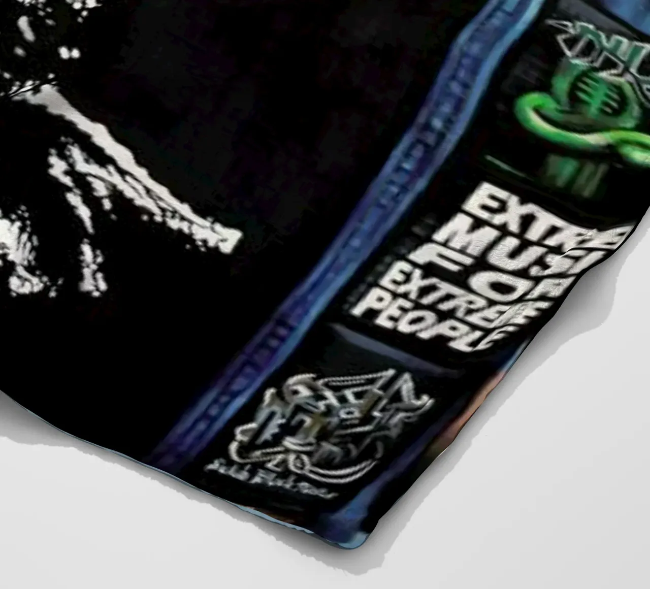 Hellveste 1 Fleecedecke von Jérôme Romain