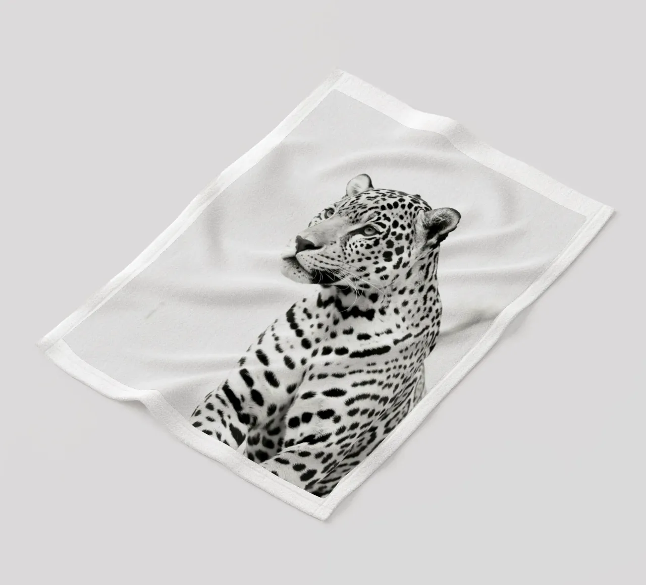 Leopard fleece blanket by PERSIE