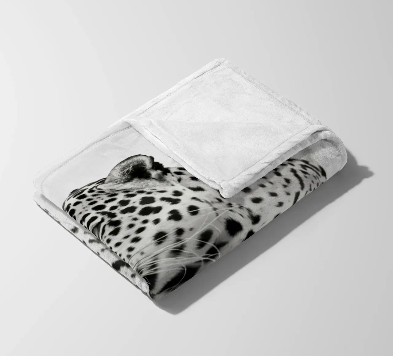 Leopard fleece blanket by PERSIE