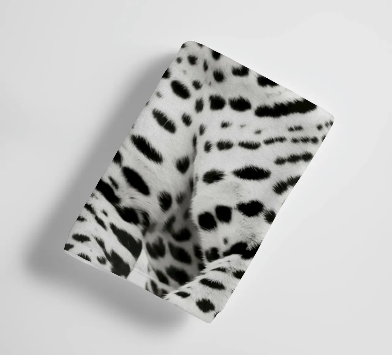 Leopard towel by PERSIE