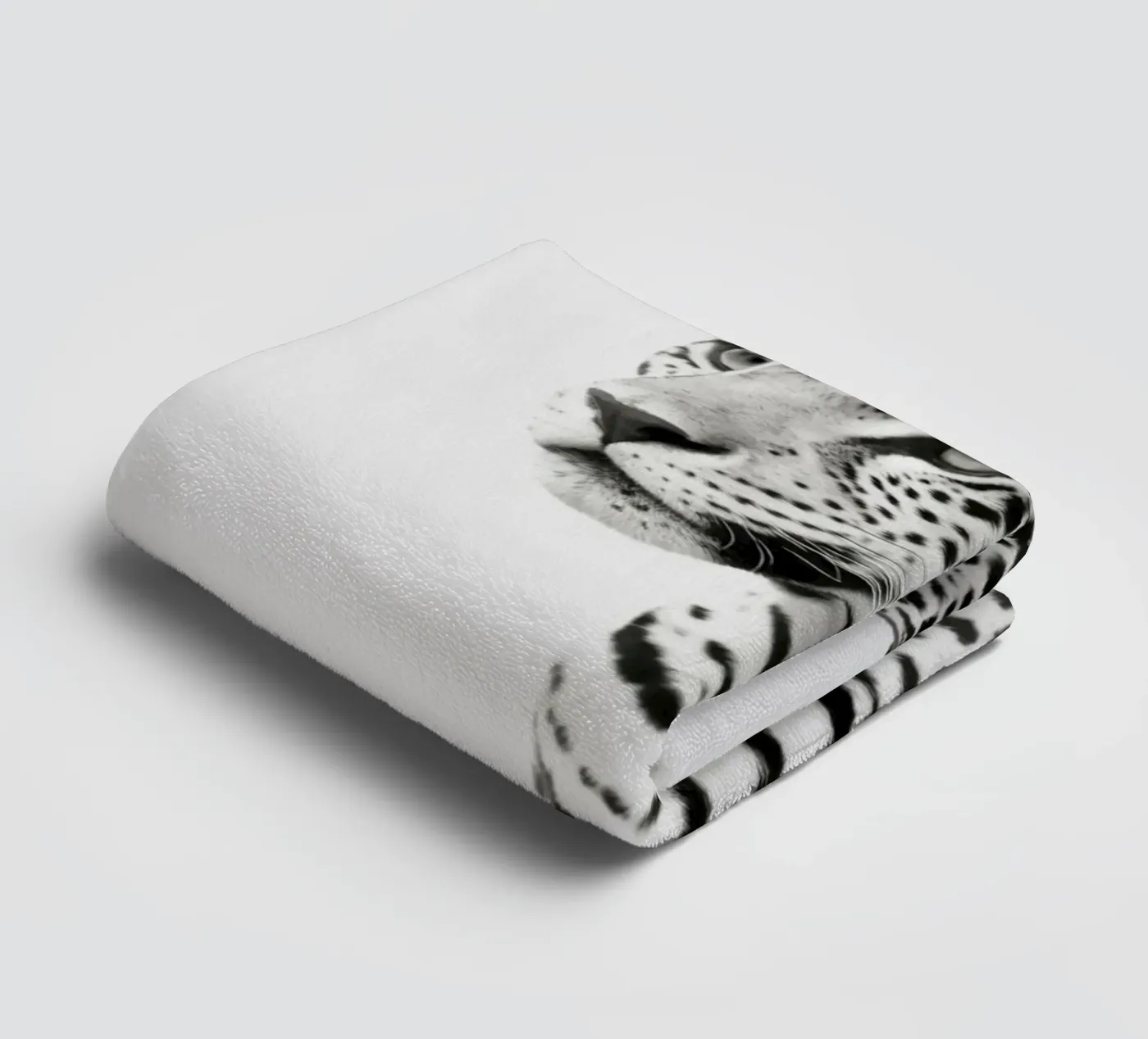 Leopard towel by PERSIE