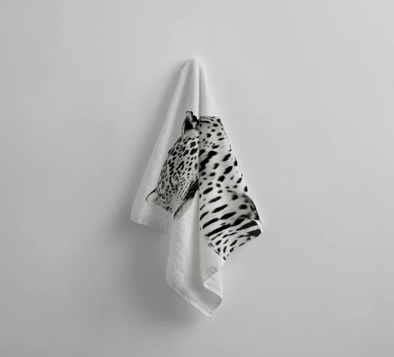Leopard towel by PERSIE