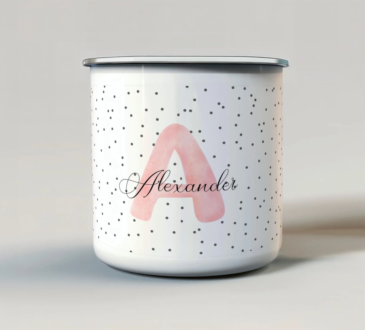 Alfabeto a pioggia tazza in smalto da Doodle Dreams Art