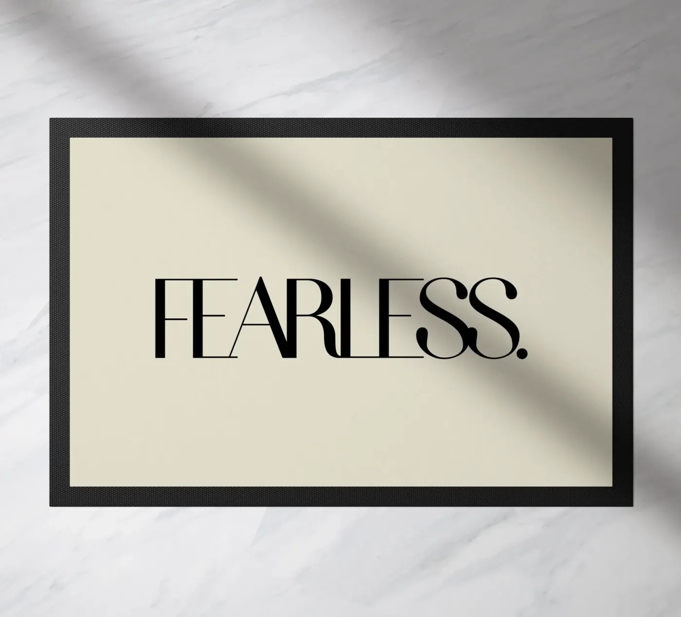 Fearless. paillasson de They Call Me Juja