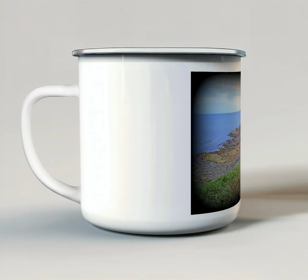 FAA27 tazza in smalto da Thierry vobmann photography