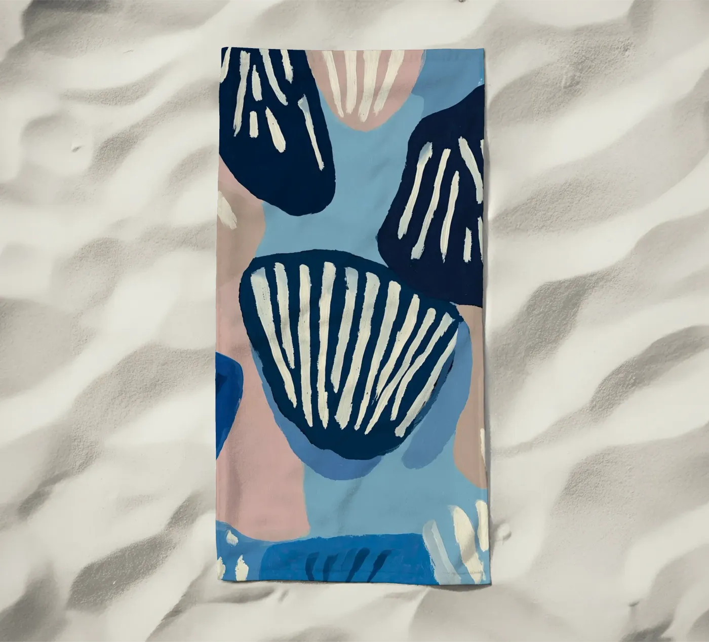 Shell Geometry Strandtuch von Sienna Atelier