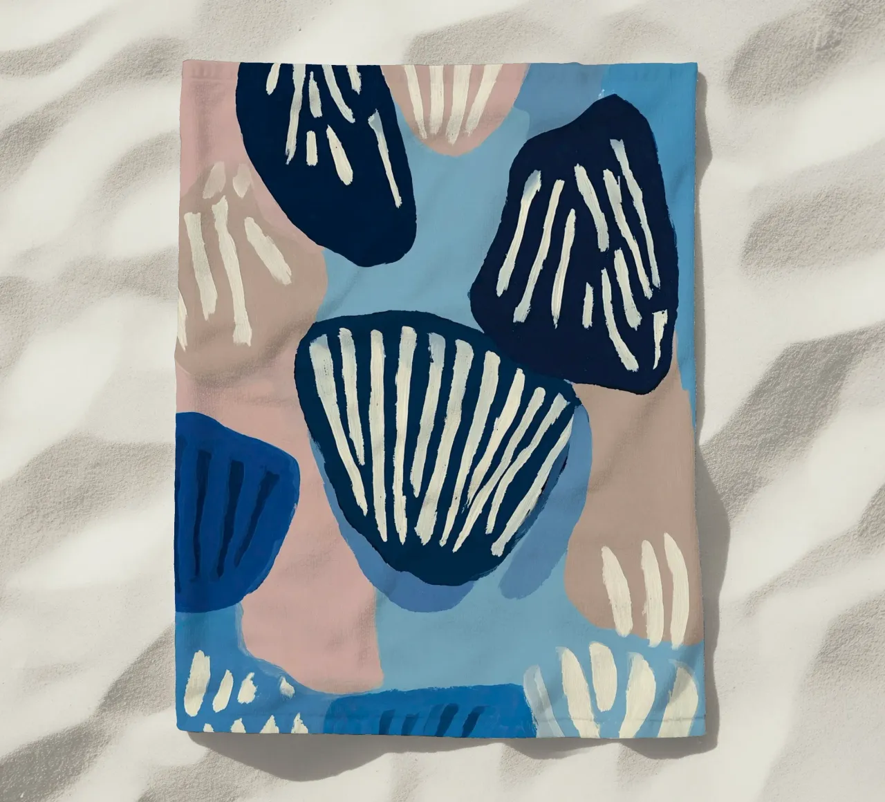 Shell Geometry Strandtuch von Sienna Atelier