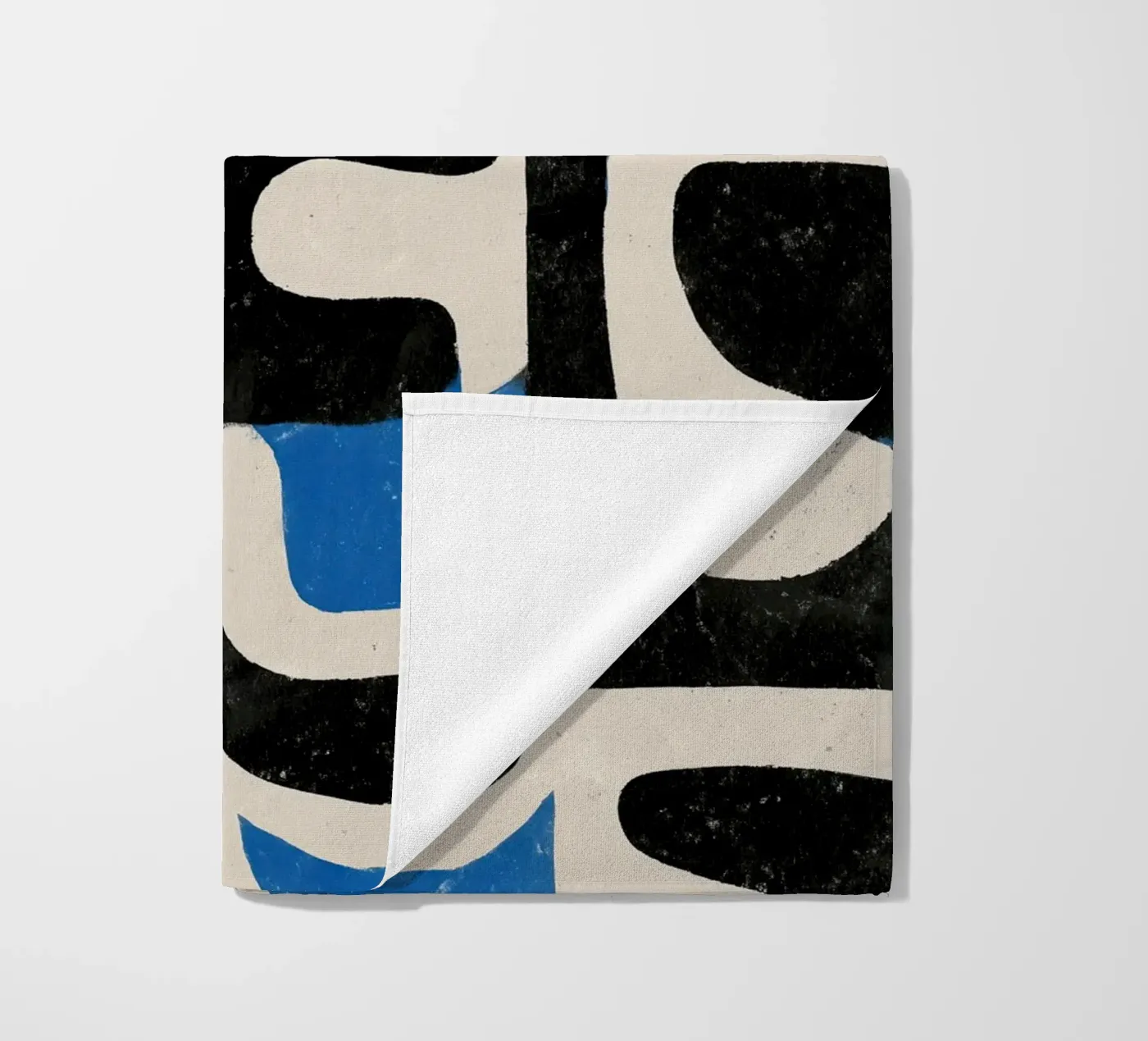 Intersecting Forms Strandtuch von Nadjaa