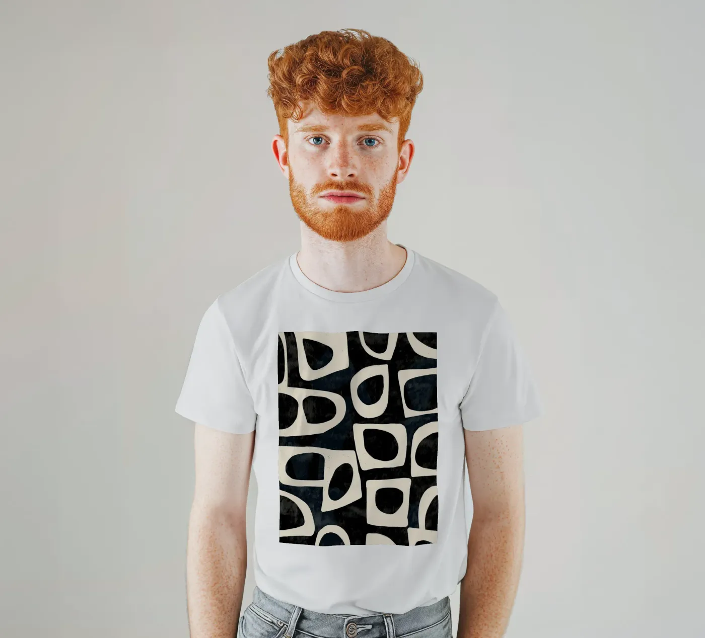 Shadowed Forms t-shirt da Nadjaa