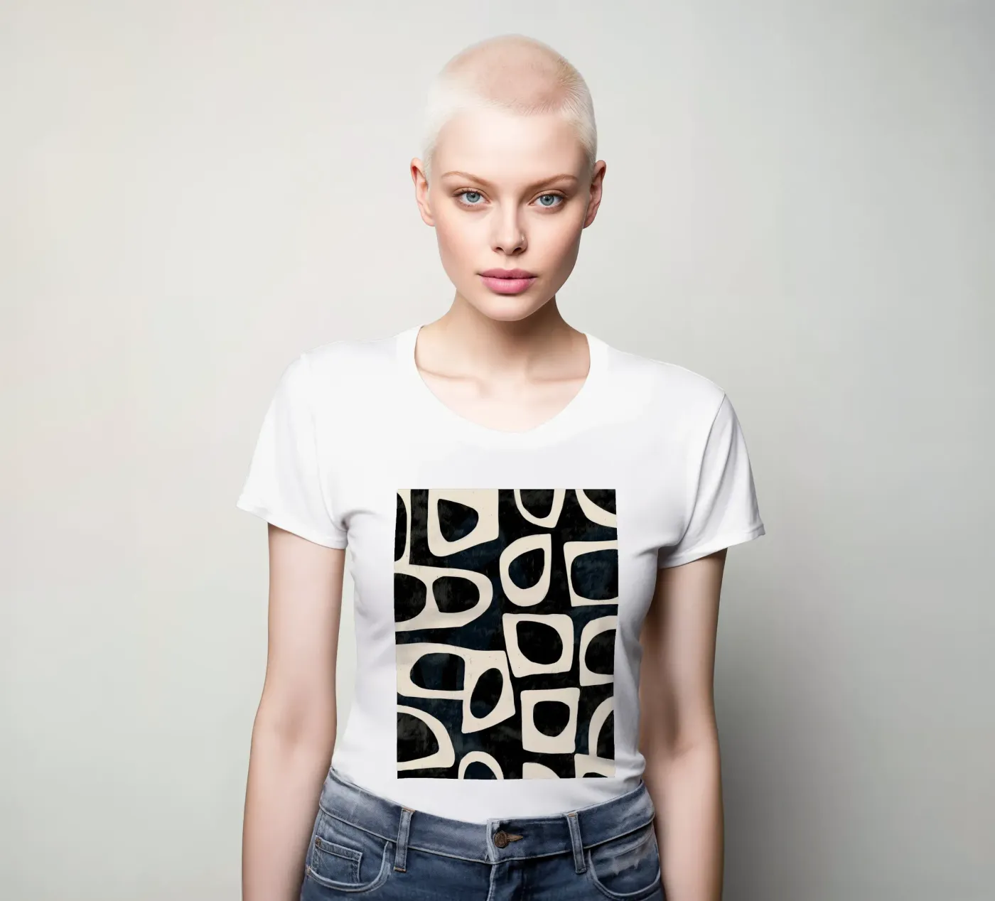 Shadowed Forms t-shirt da donna da Nadjaa
