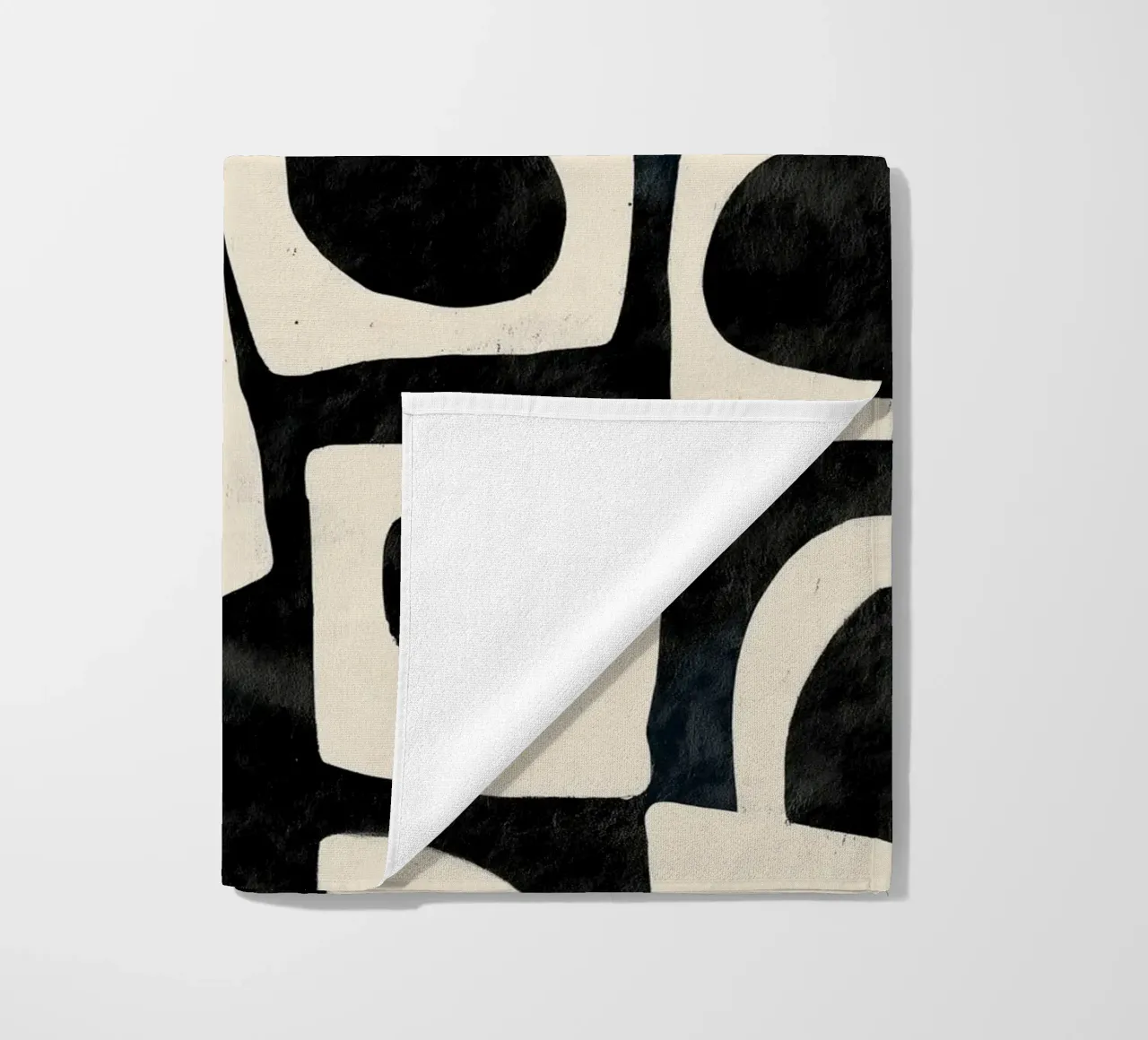 Shadowed Forms strandhanddoek van Nadjaa