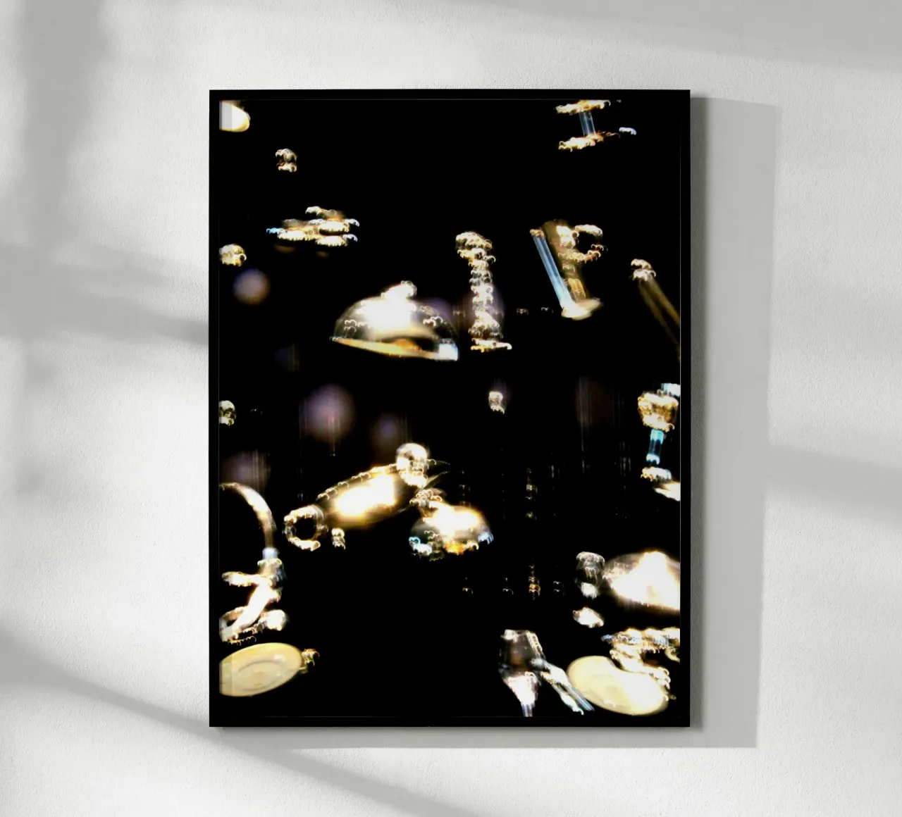 Is it shining? poster da Lise Ruault