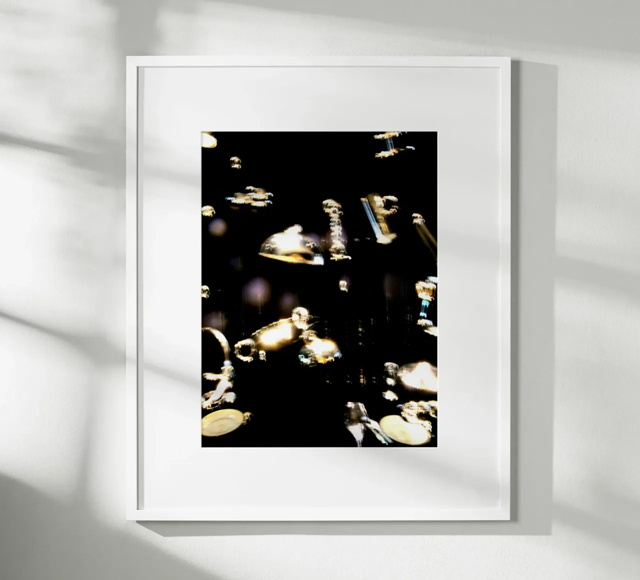 Is it shining? poster da Lise Ruault