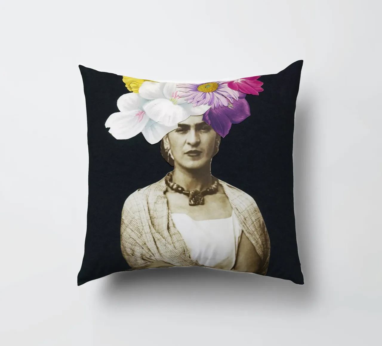 Bella Frida cuscino da Cassia Beck Collage