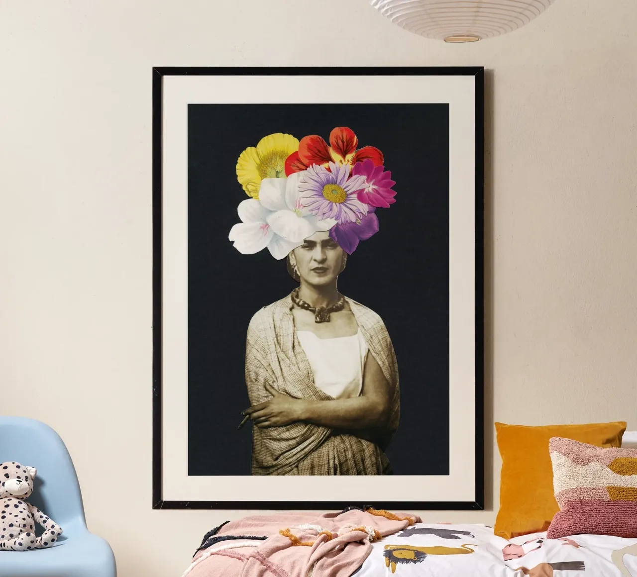 Bella Frida poster con telaio in alluminio da Cassia Beck Collage