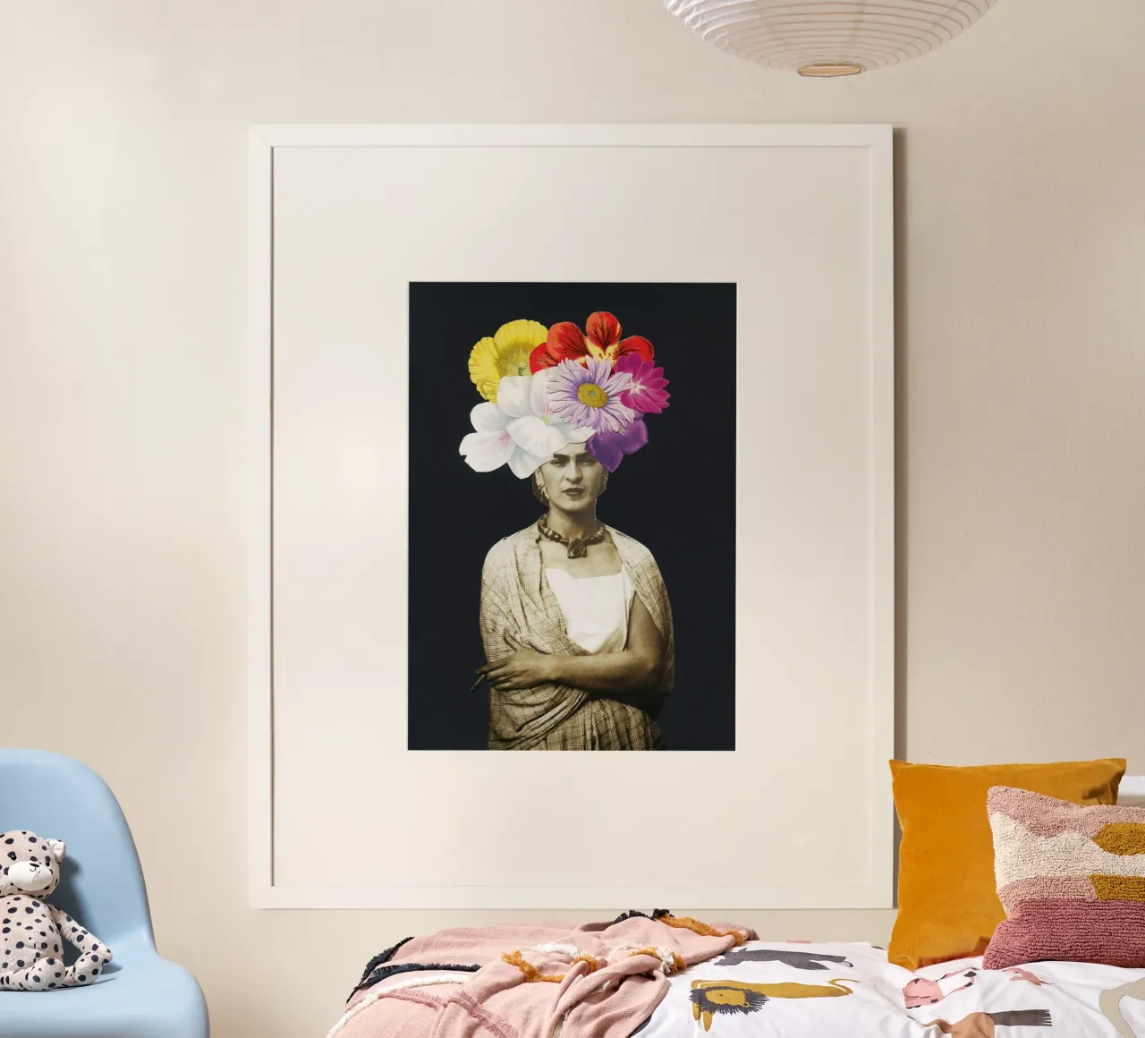 Bella Frida poster con telaio in alluminio da Cassia Beck Collage