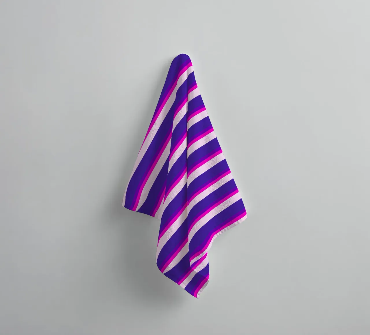purple curves badhanddoek van lookingforsunrays