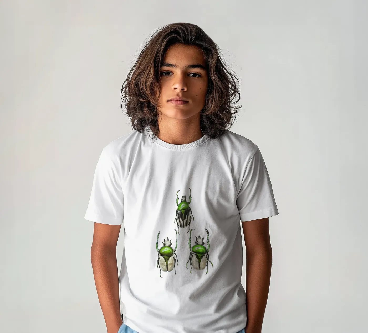 Drie groene kevers kinder t-shirt van Curious Collections by Marielle Leenders