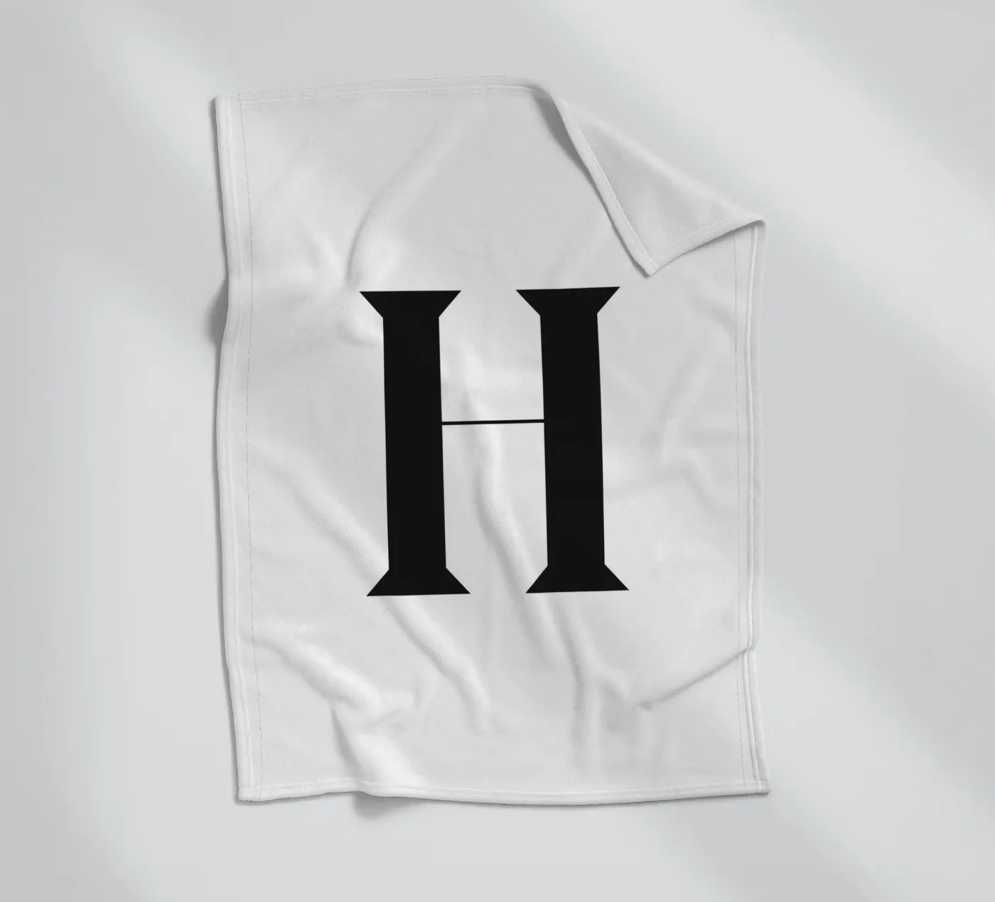 H fleece blanket by n.4