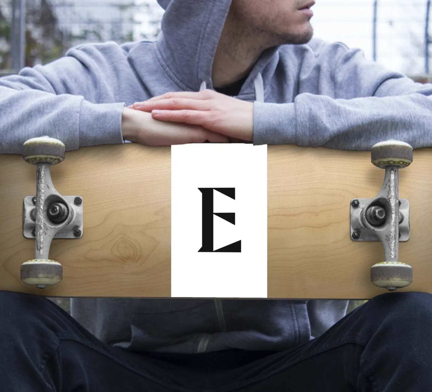 E sticker by n.4