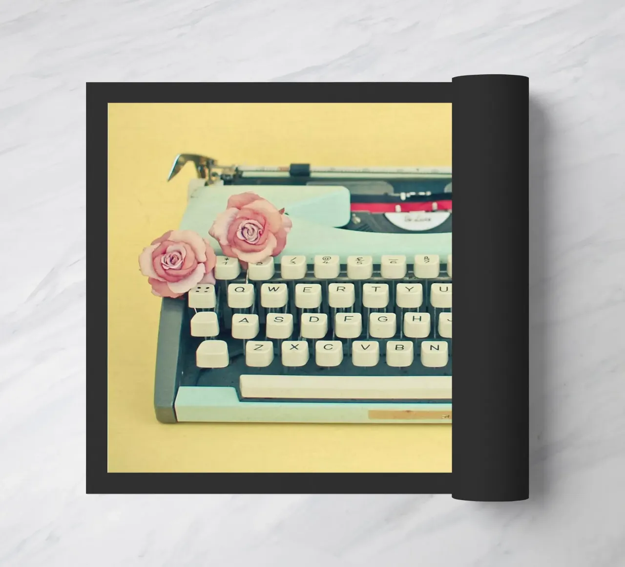 La macchina da scrivere zerbino da Cassia Beck Photography