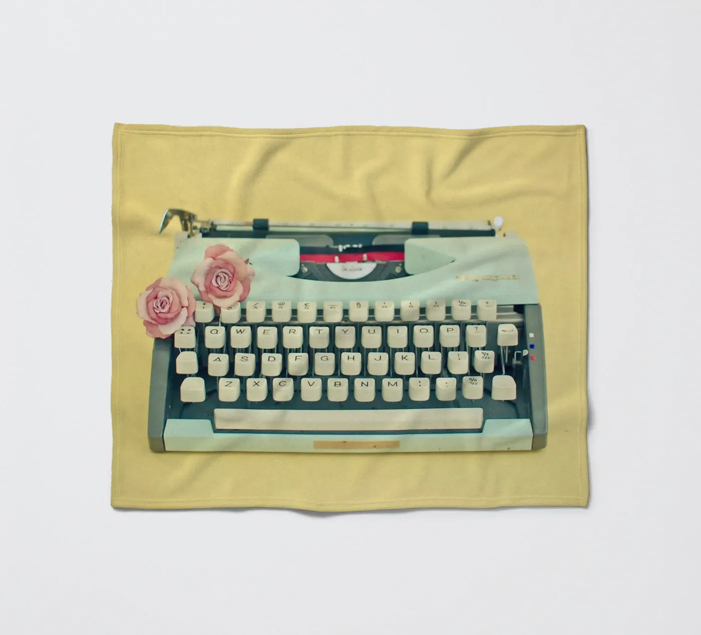 De typemachine fleecedeken van Cassia Beck Photography