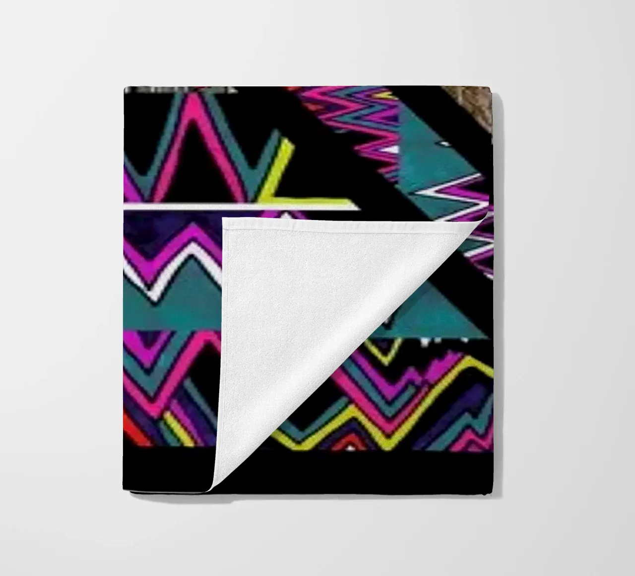 Adahy telo mare da Kris Tate