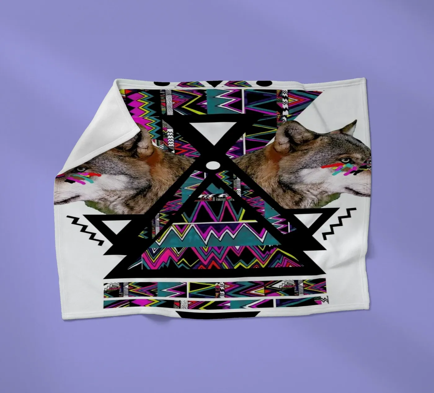 Adahy Fleecedecke von Kris Tate