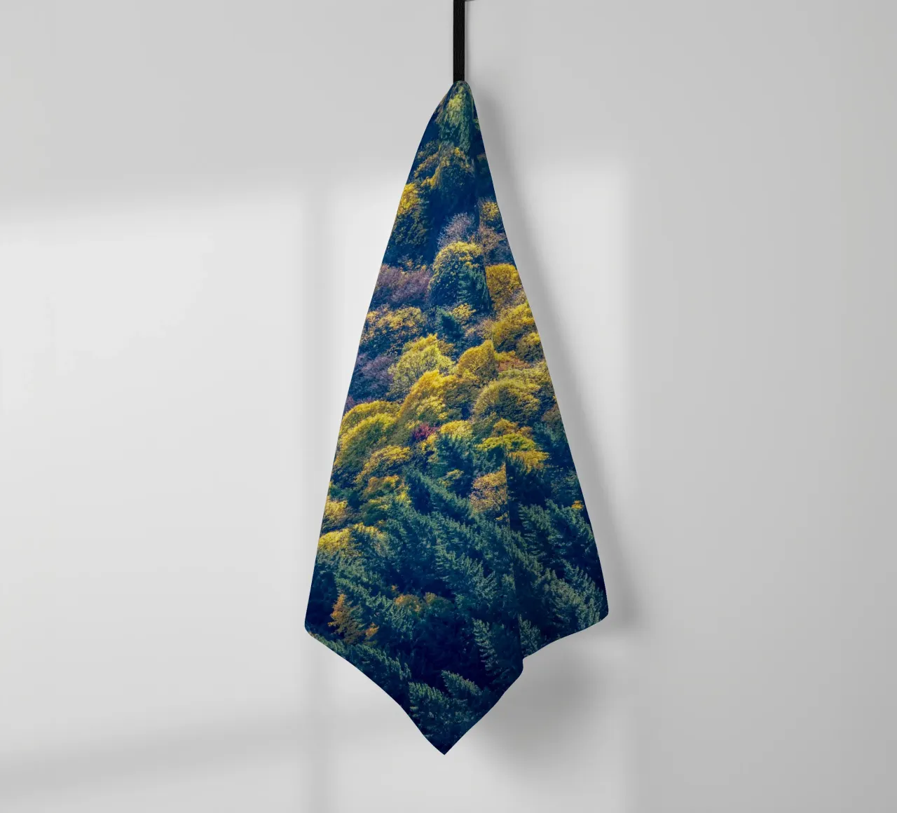 Colourful trees in a forest on a mountain canovaccio da cucina da anderm