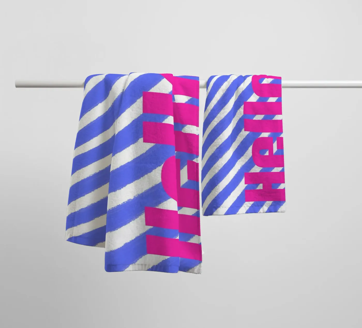 Hellö badhanddoek van Tabea Jule