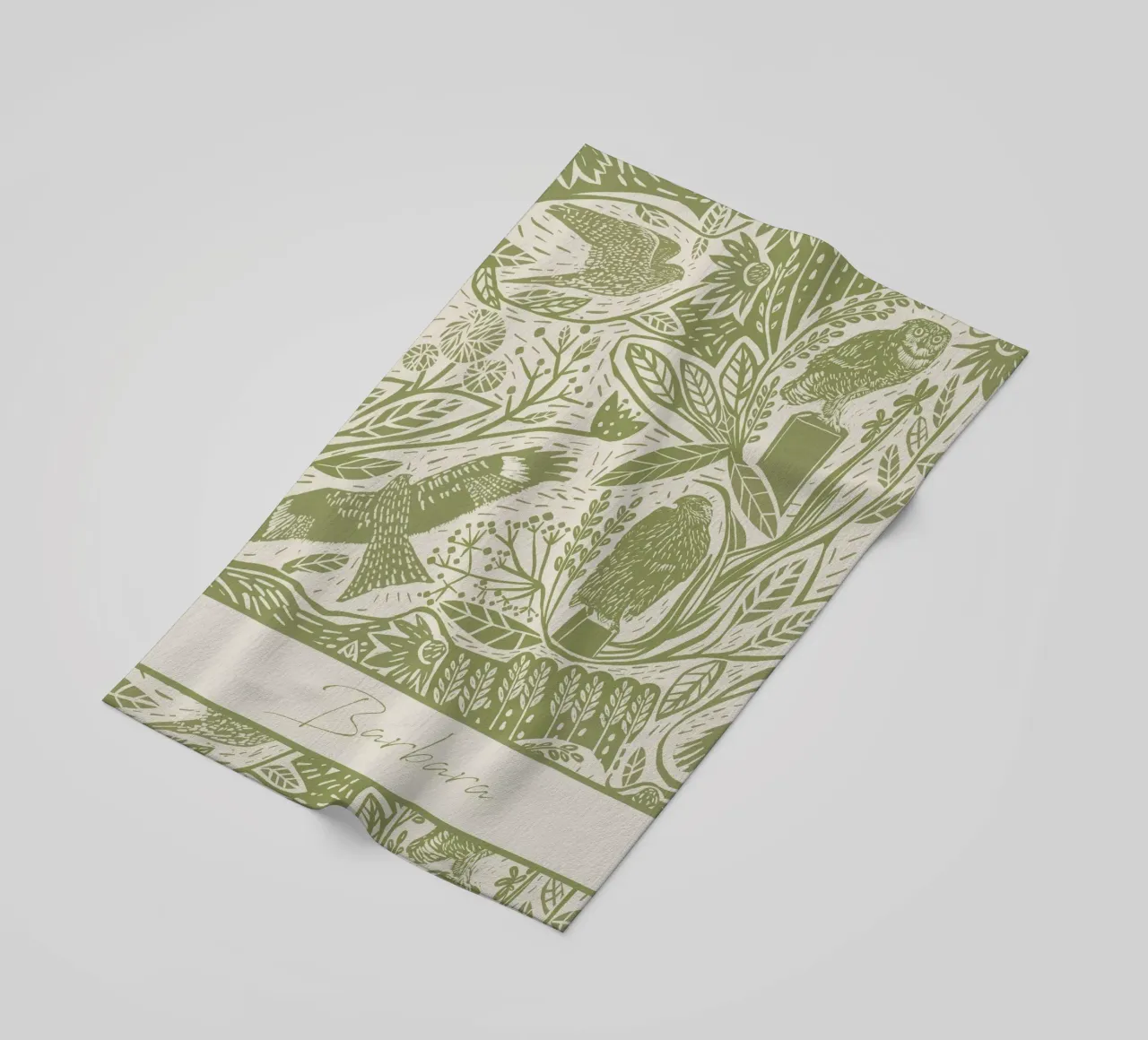 Gepersonaliseerde Boho Linosnede Vogels - Rustieke Kunstdruk strandhanddoek van Patruschka’s Patterns