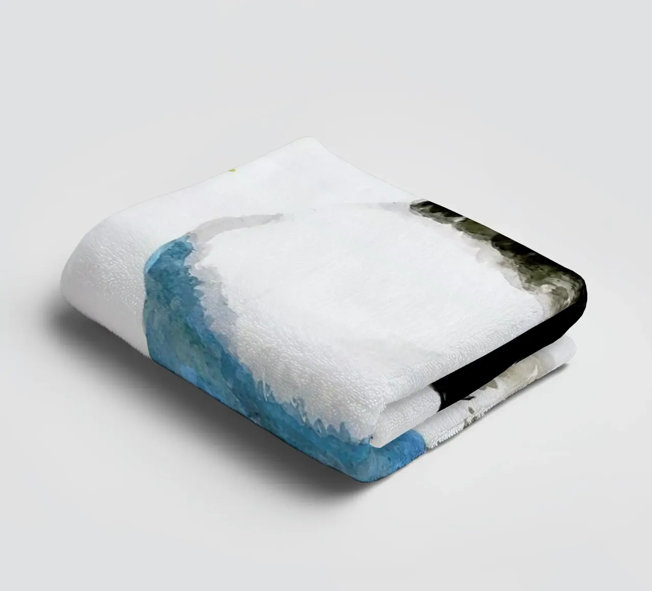 Sigrid towel by Mathilde Olsen