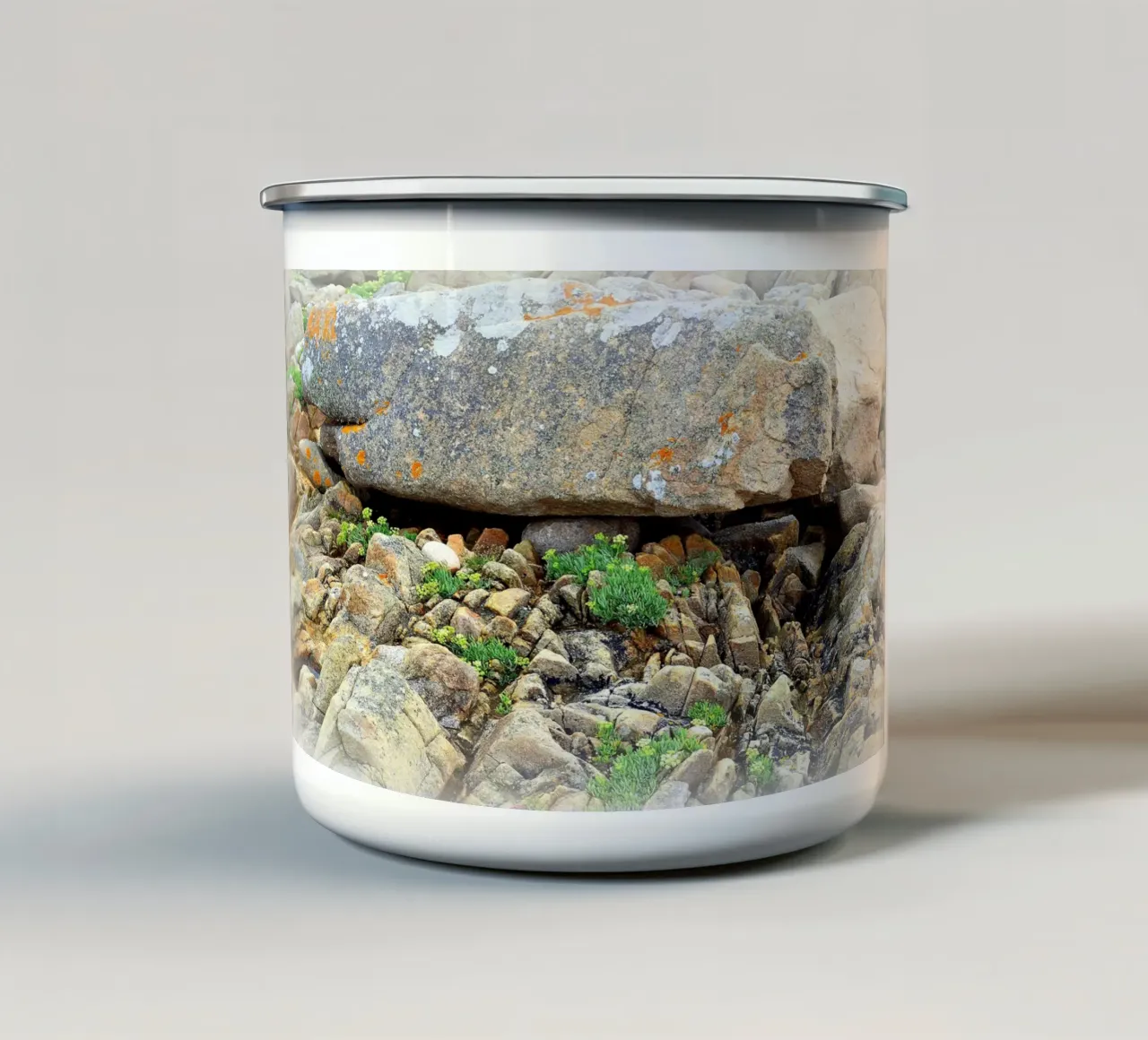 FAA30 tazza in smalto da Thierry vobmann photography
