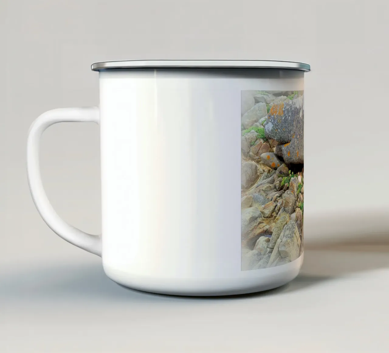 FAA30 tazza in smalto da Thierry vobmann photography