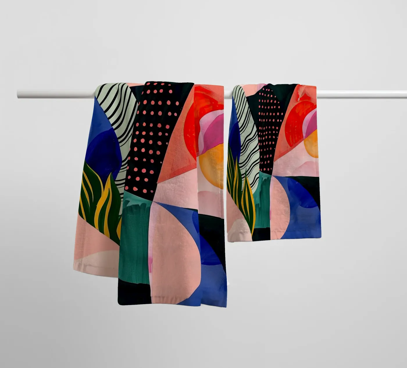 Interior Eclipse Handtuch von Luca