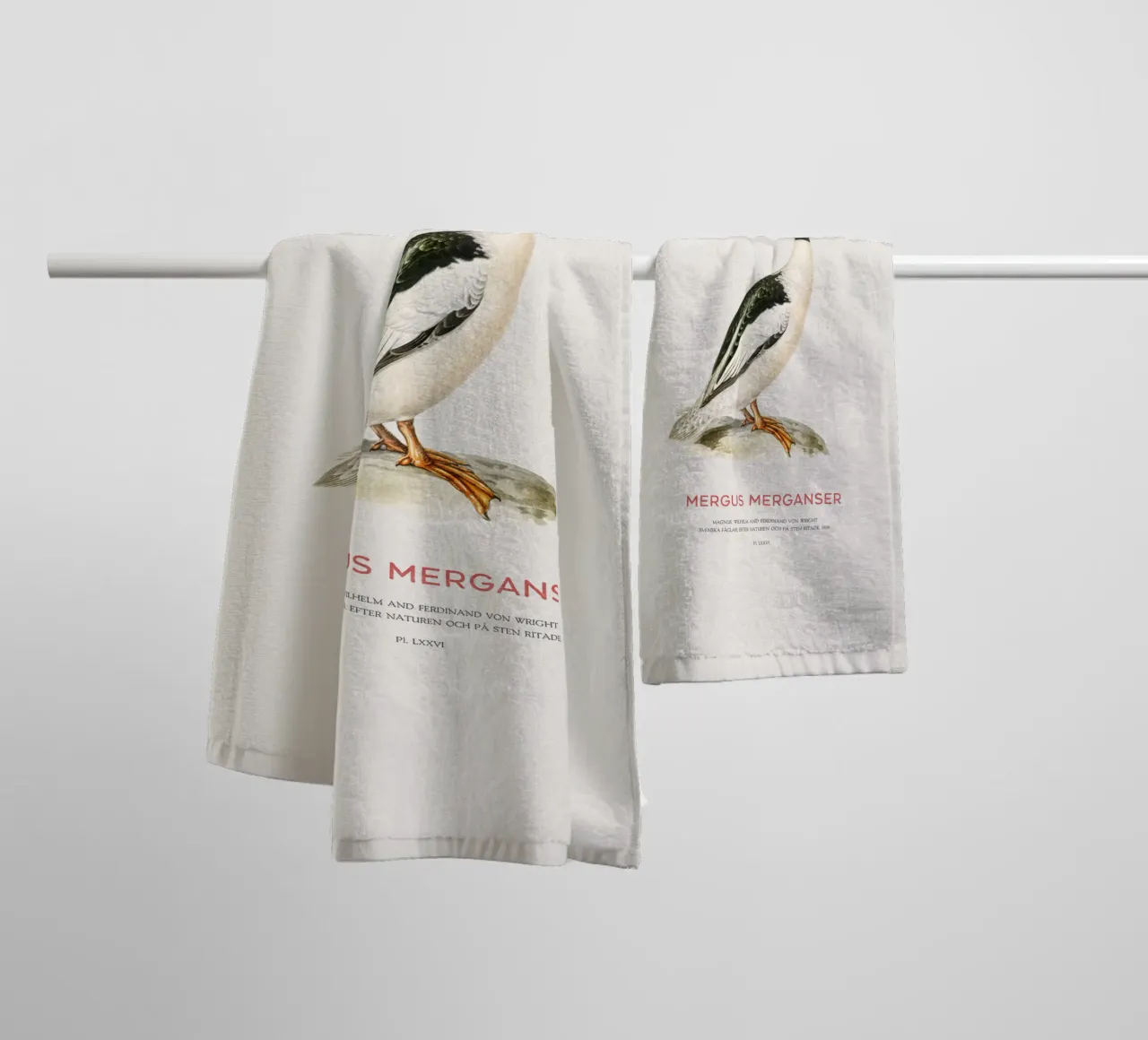 Gänsesäger oder Zwergsäger (Mergus merganser) Handtuch von Vintagrafica