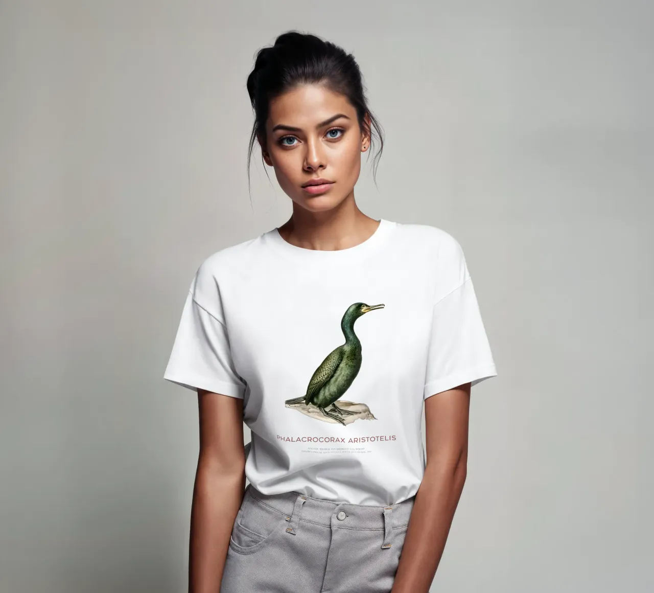 Krähenscharbe oder Phalacrocorax aristotelis T-Shirt von Vintagrafica