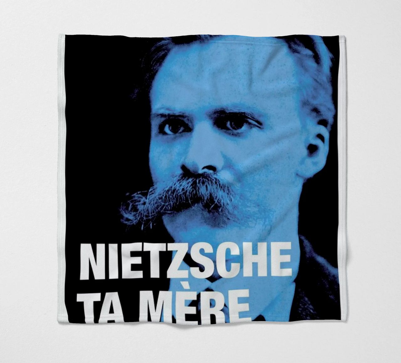 Nietzsche coperta in pile da Fists Et Lettres
