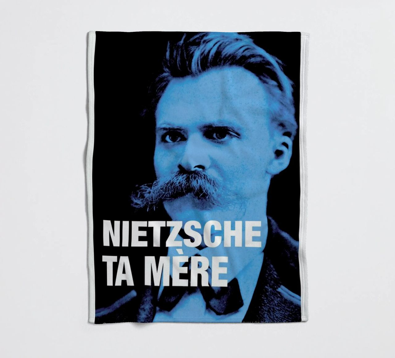 Nietzsche coperta in pile da Fists Et Lettres