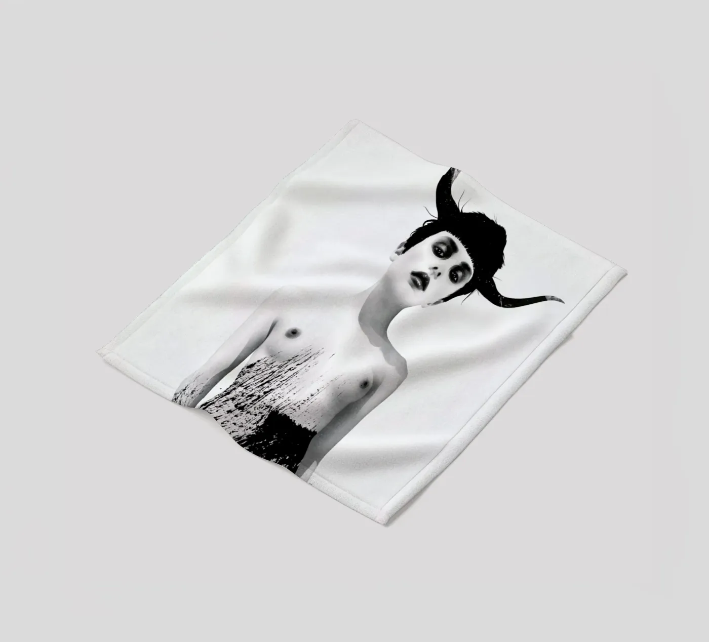 Sweetest Kill Fleecedecke von Ruben Ireland