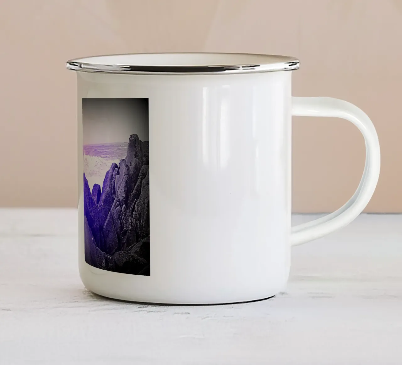 FAA33 tazza in smalto da Thierry vobmann photography