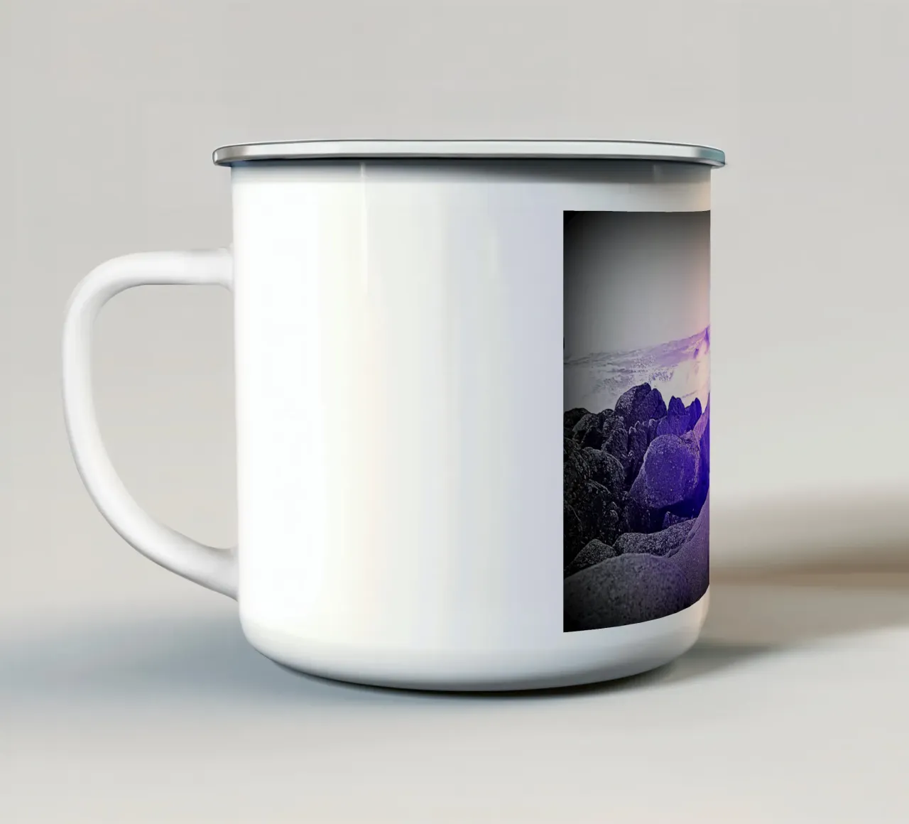 FAA33 tazza in smalto da Thierry vobmann photography