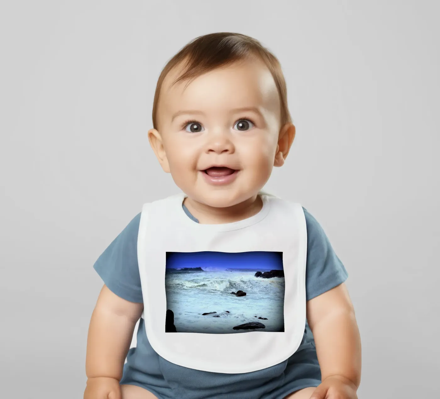 FAA34 Babylätzchen von Thierry vobmann photography