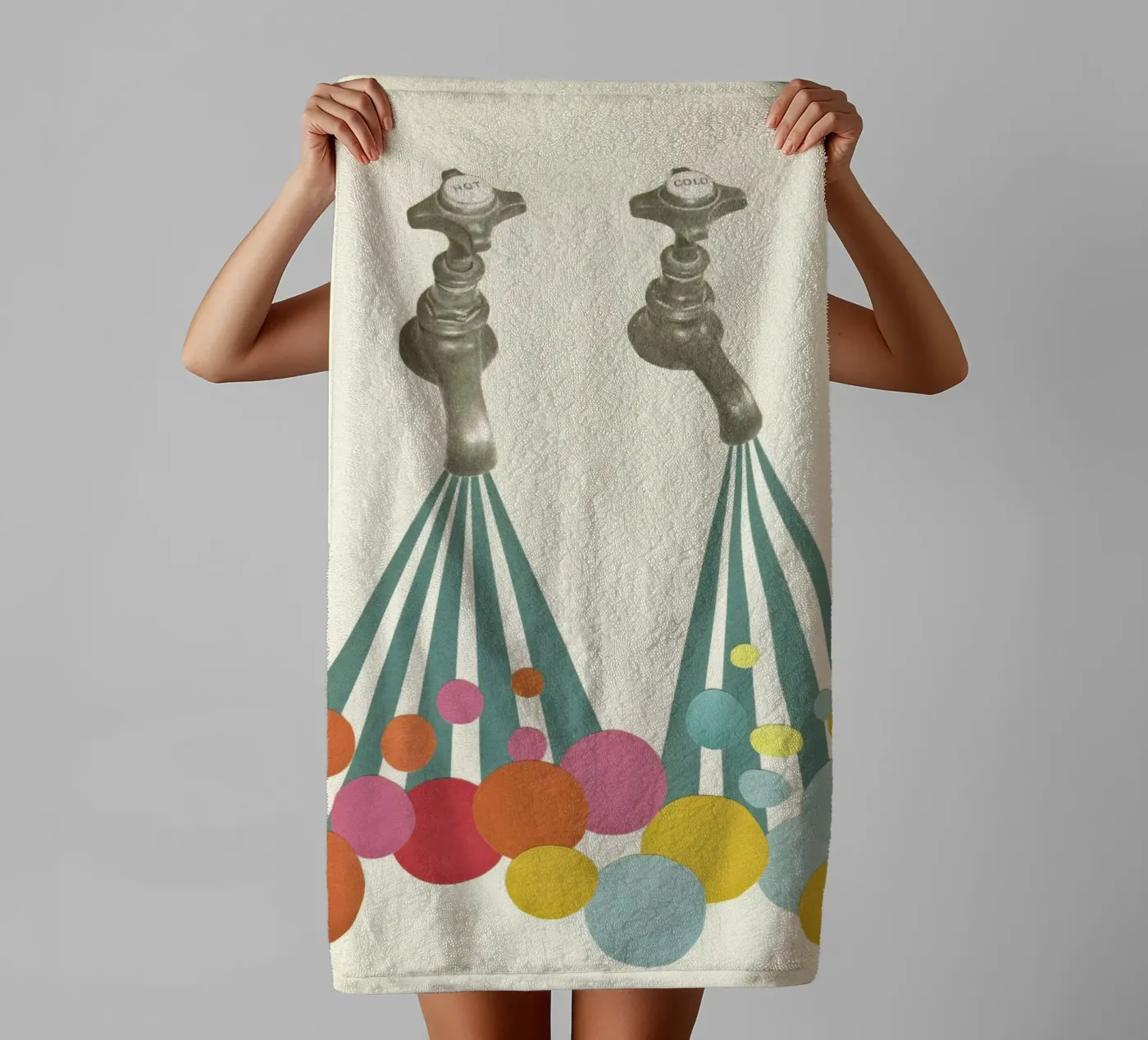 Soapsuds badhanddoek van Cassia Beck Collage