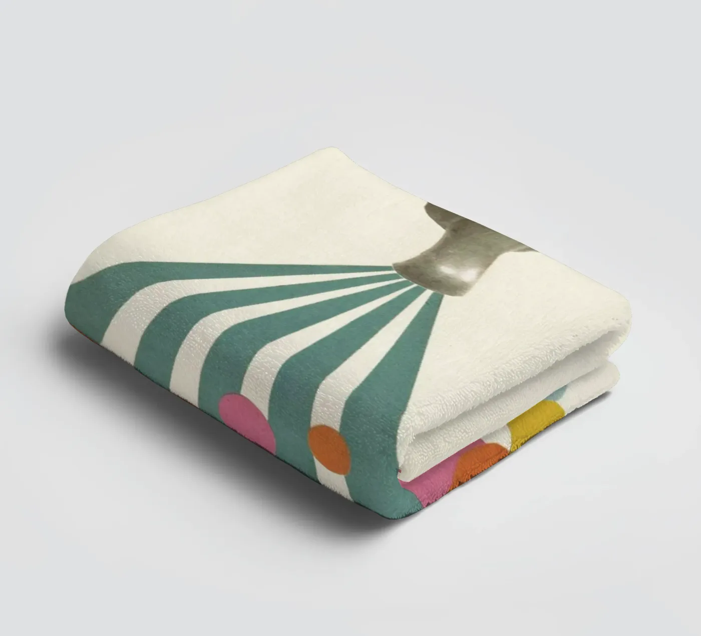 Soapsuds badhanddoek van Cassia Beck Collage