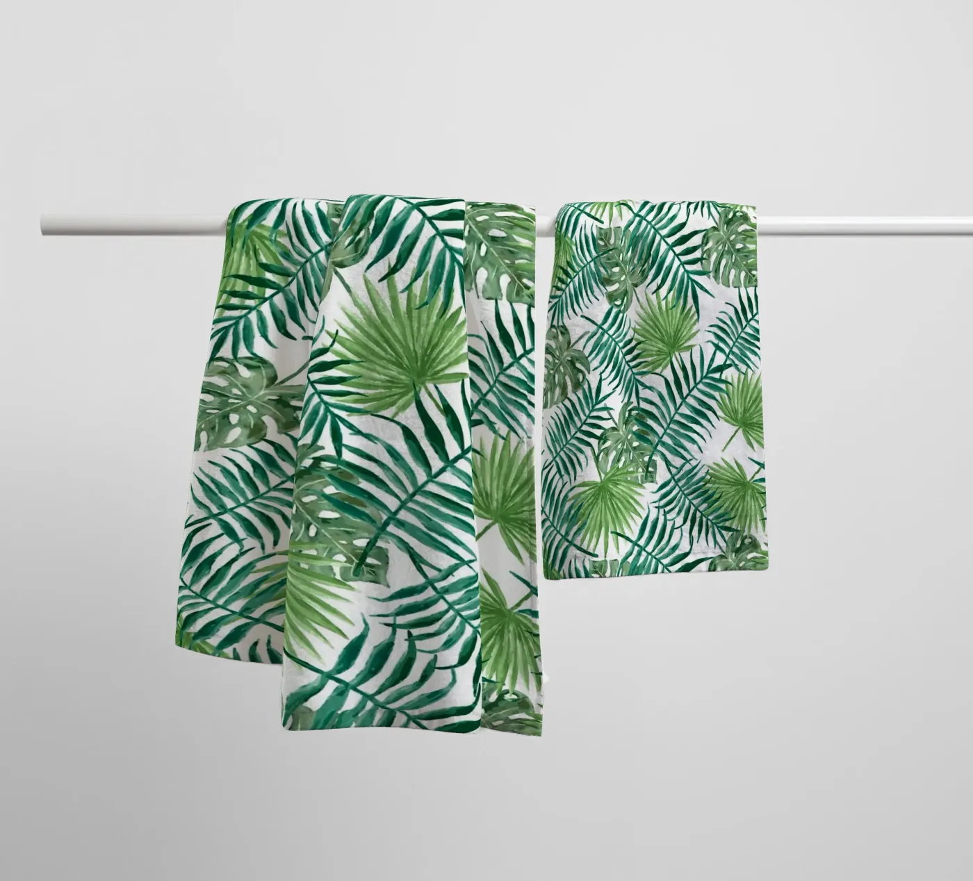 Plants pattern badhanddoek van Happypatterns