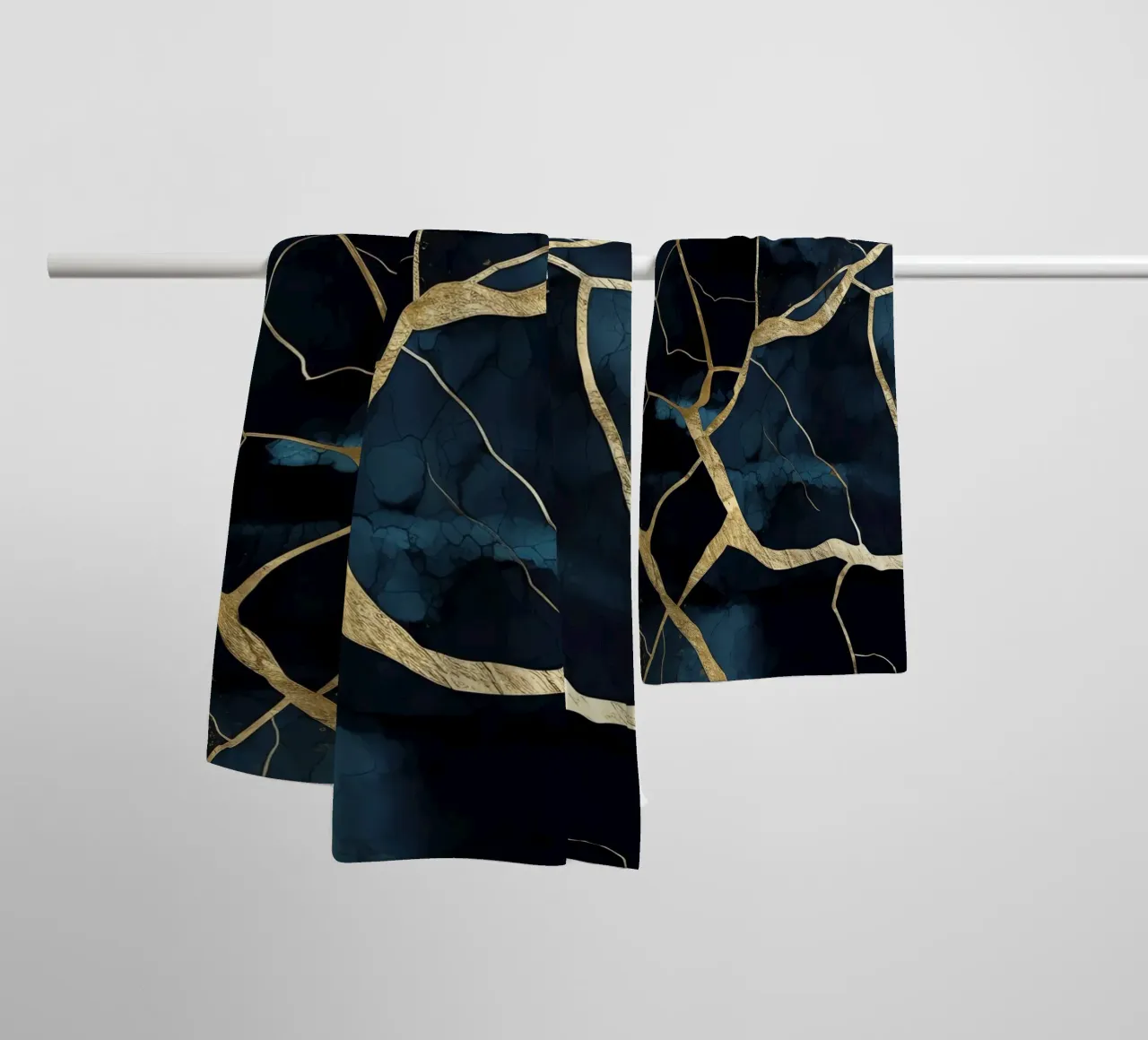 Art kintsugi doré towel by Théïa's Fantasia World