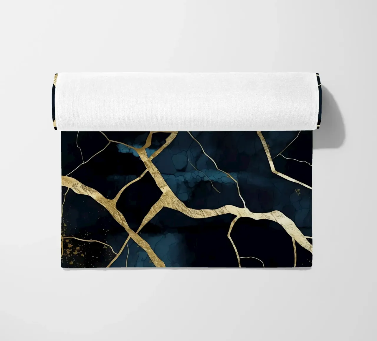 Art kintsugi doré beach towel by Théïa's Fantasia World